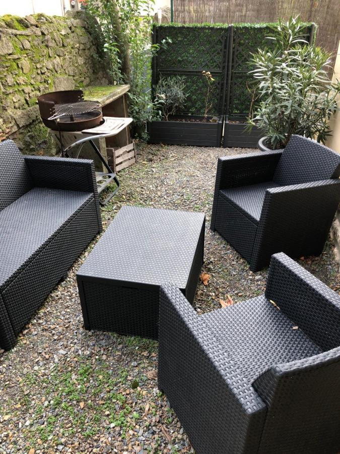 Au Vieux Lavoir Avec Parking Prive, Jardin , Climatisation, A 500 M De La Cite Carcassonne Exteriör bild